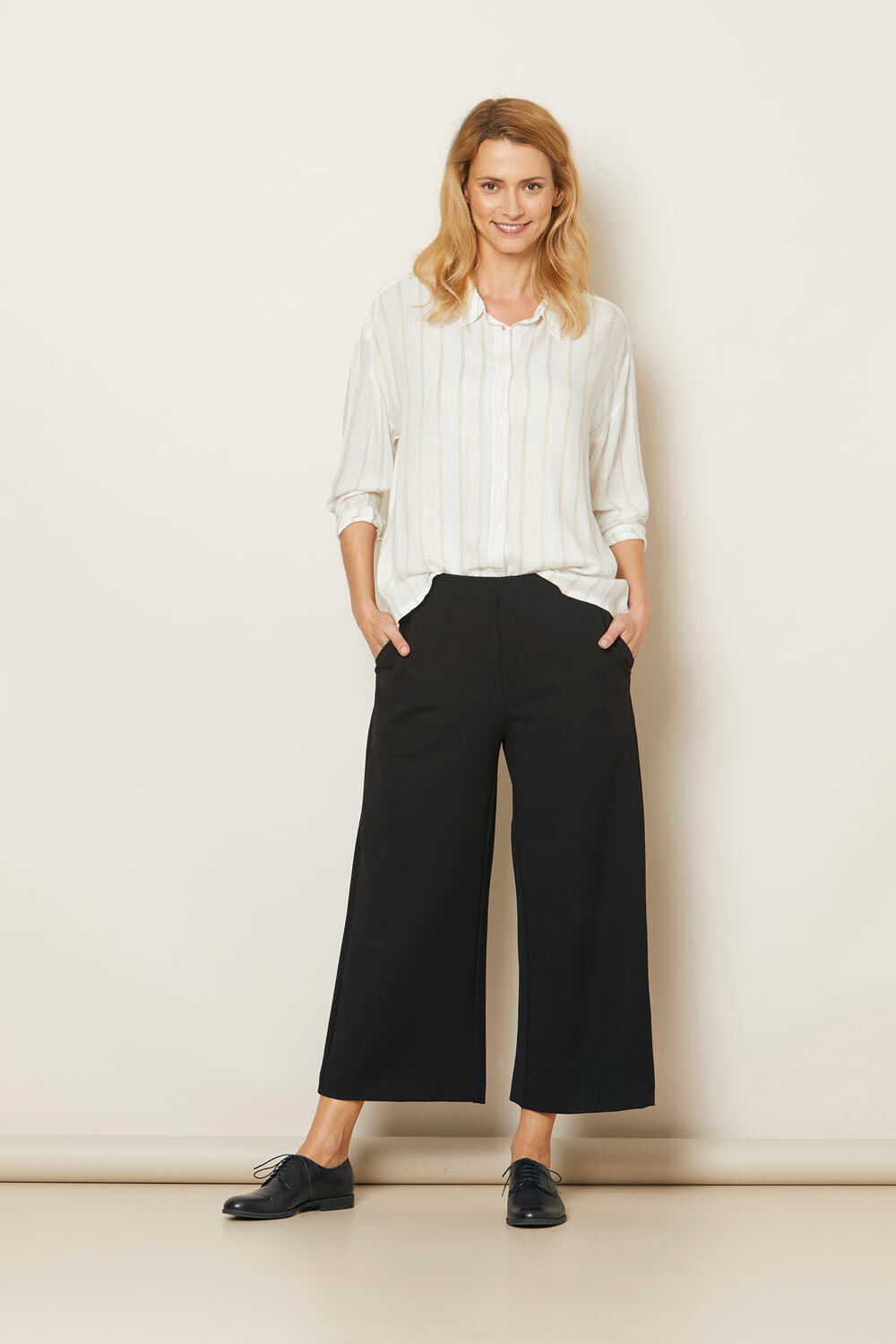 pantalon en jersey &eacute;pais avec poches, Black